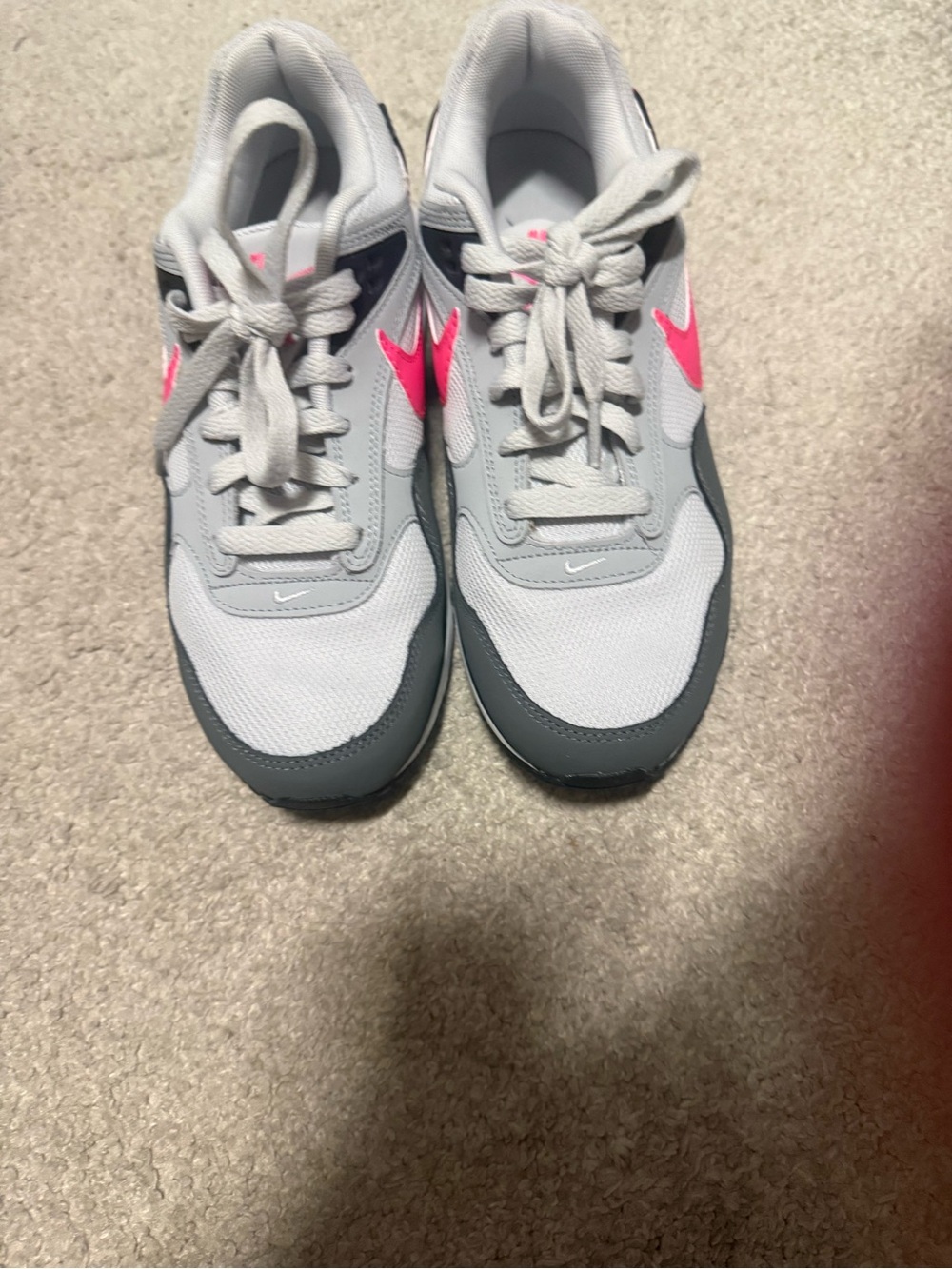 Nike Grey and Pink Low-Top Sneakers - Picture 2 of 4